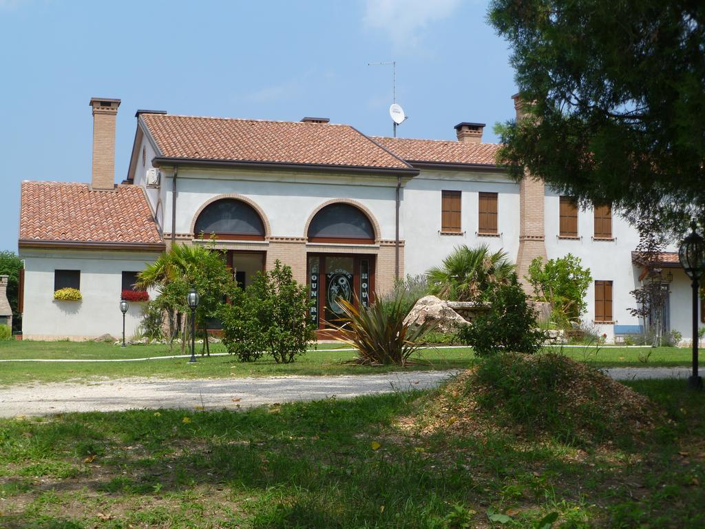 روسولينا La Corte Bed & Breakfast المظهر الخارجي الصورة